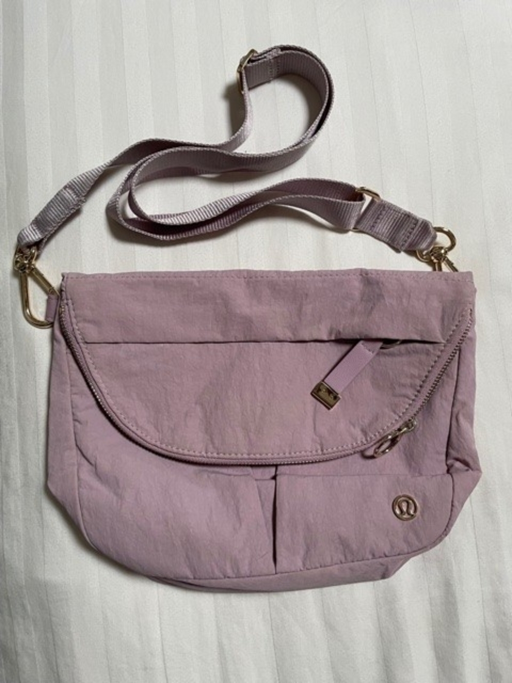 lululemon athletica Pale Lavender/Pink Crossbody Bag